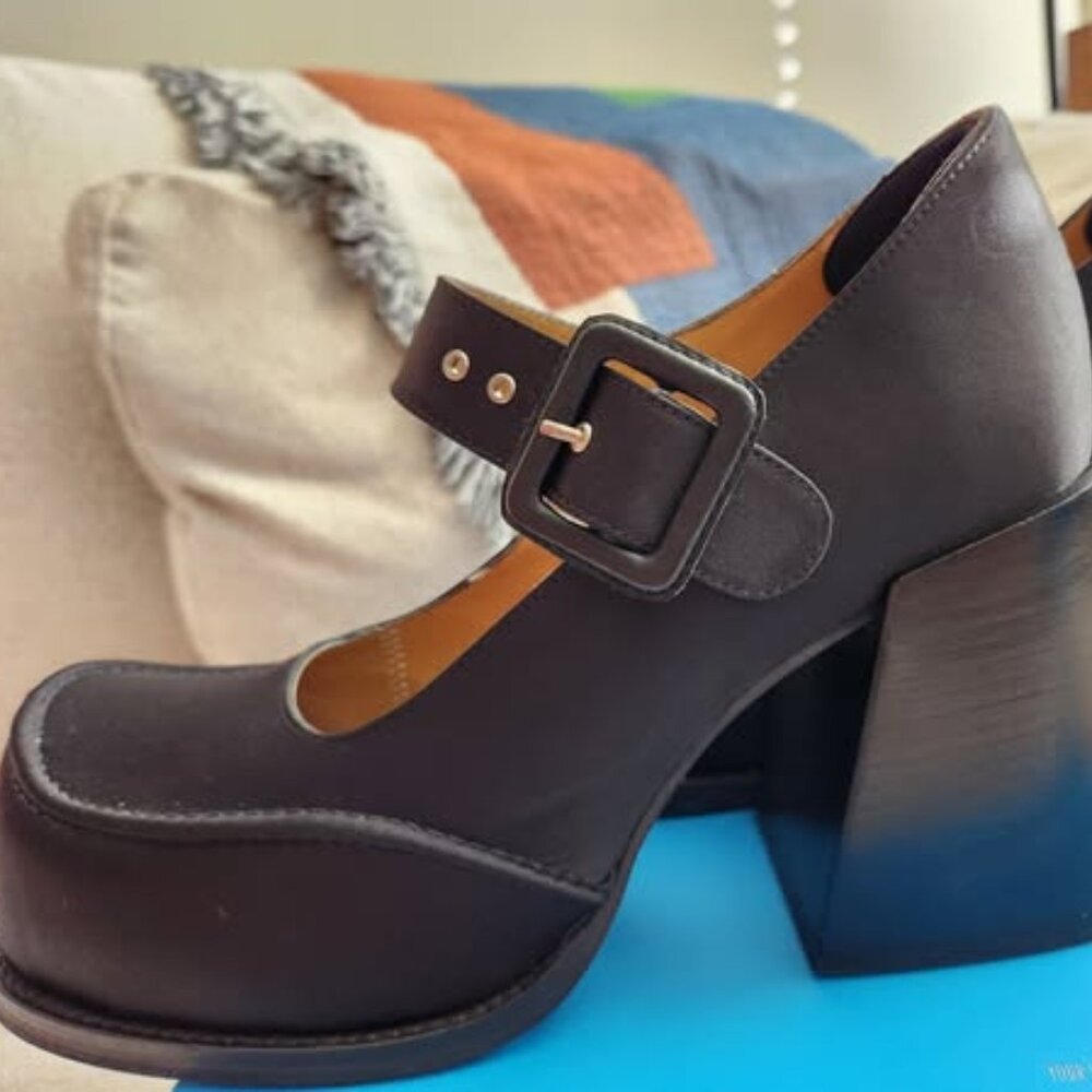 Fluevog Laurie - Black satin Mary Janes, size W12/M10 - READ